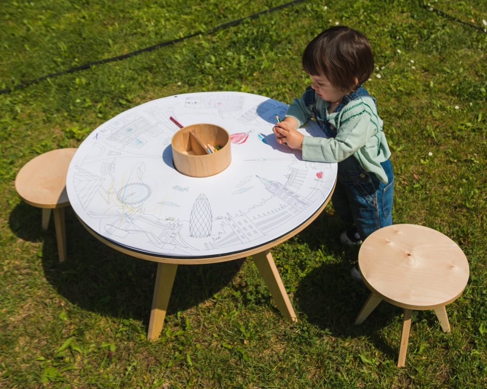 Table à dessin pour enfant